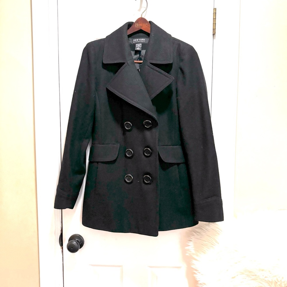 New York & Company Woolblend double breasted Coat size 6